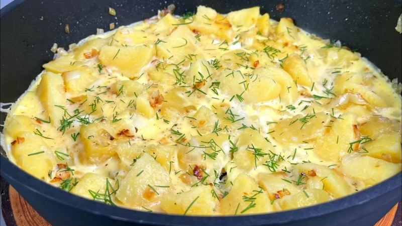 Яичница на сковороде: сытно и просто