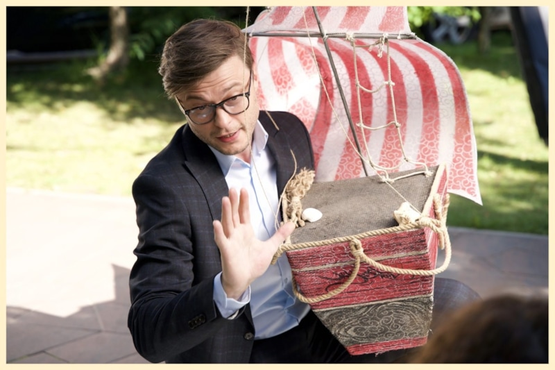 Иван Батарев в сериале «Праздник жизнь»