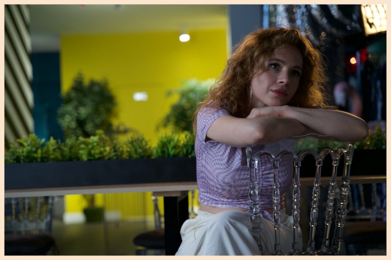 Анна Мельникова в сериале «Праздник жизнь»