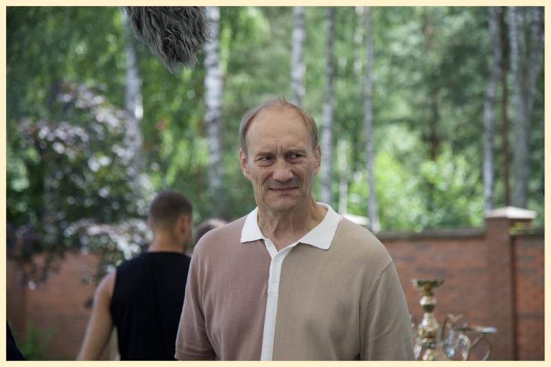 Евгений Сидихин в сериале «Праздник жизнь»