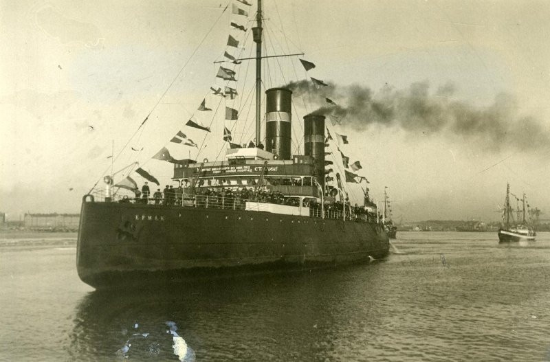 Ледокол «Ермак» адмирала Степана Макарова