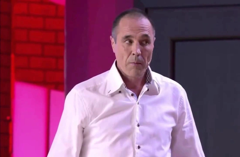 Дмитрий Соколов в шоу «Уральские пельмени» Дмитрий Соколов в шоу «Уральские пельмени»