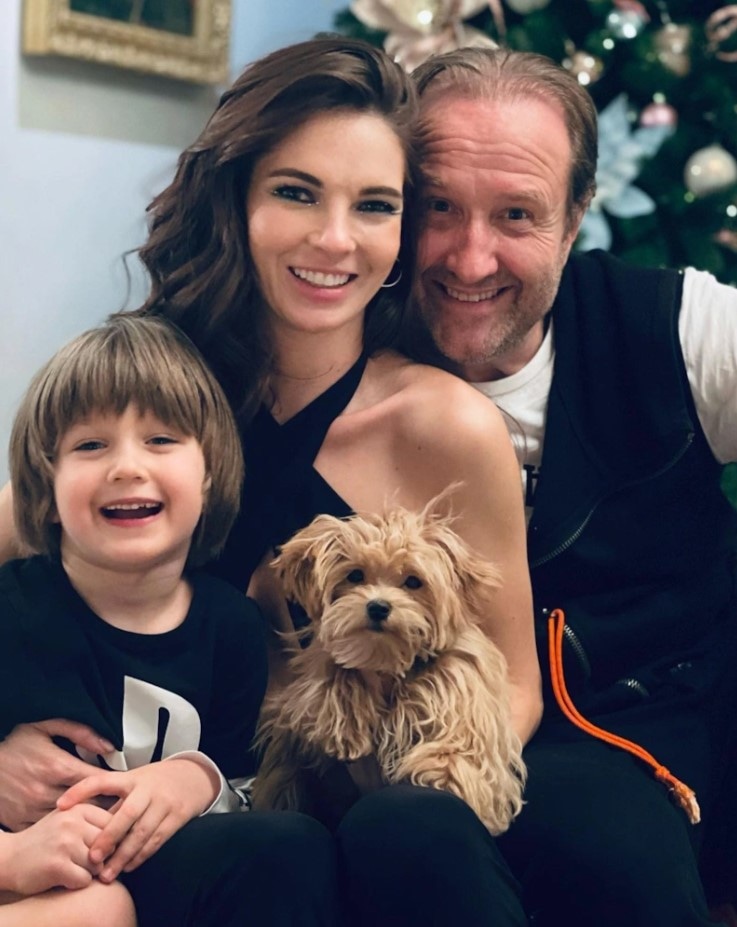 Марюс Вайсберг с Натальей Бардо и сыном