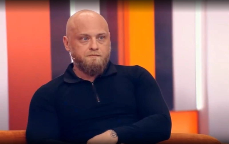 Роман Краснов в ток-шоу «Пусть говорят» Роман Краснов в ток-шоу «Пусть говорят»