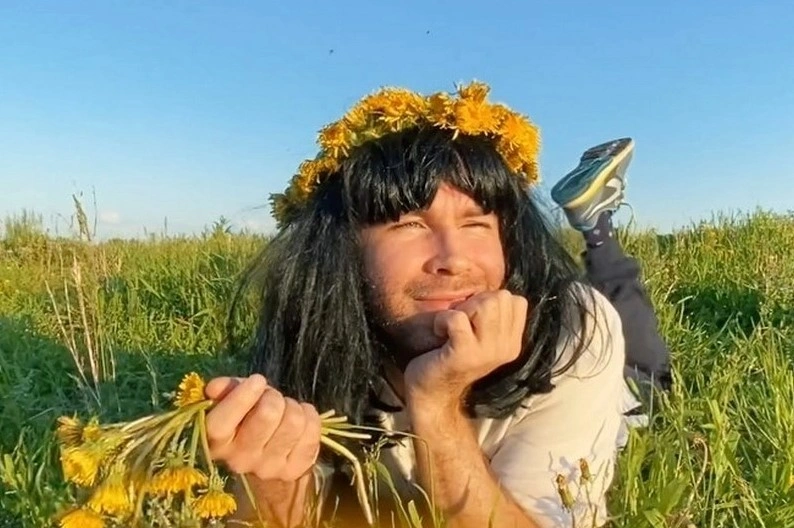 Стас Круглицкий в образе Сантаны Новиковой Стас Круглицкий в образе Сантаны Новиковой