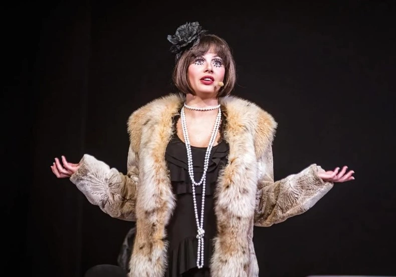 Ольга Зайцева в спектакле «Кабаре»