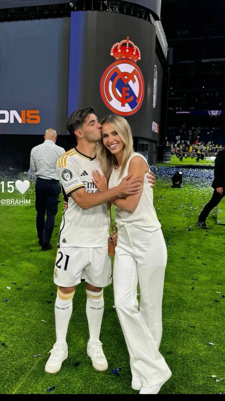 Браим Диас и его девушка