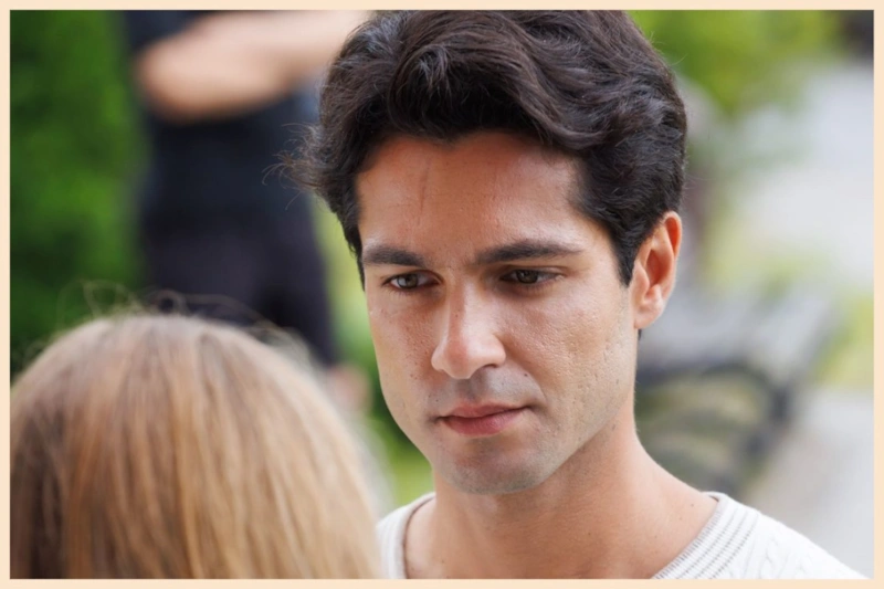 Кадр из сериала «Ребенок по расчету» Кадр из сериала «Ребенок по расчету»