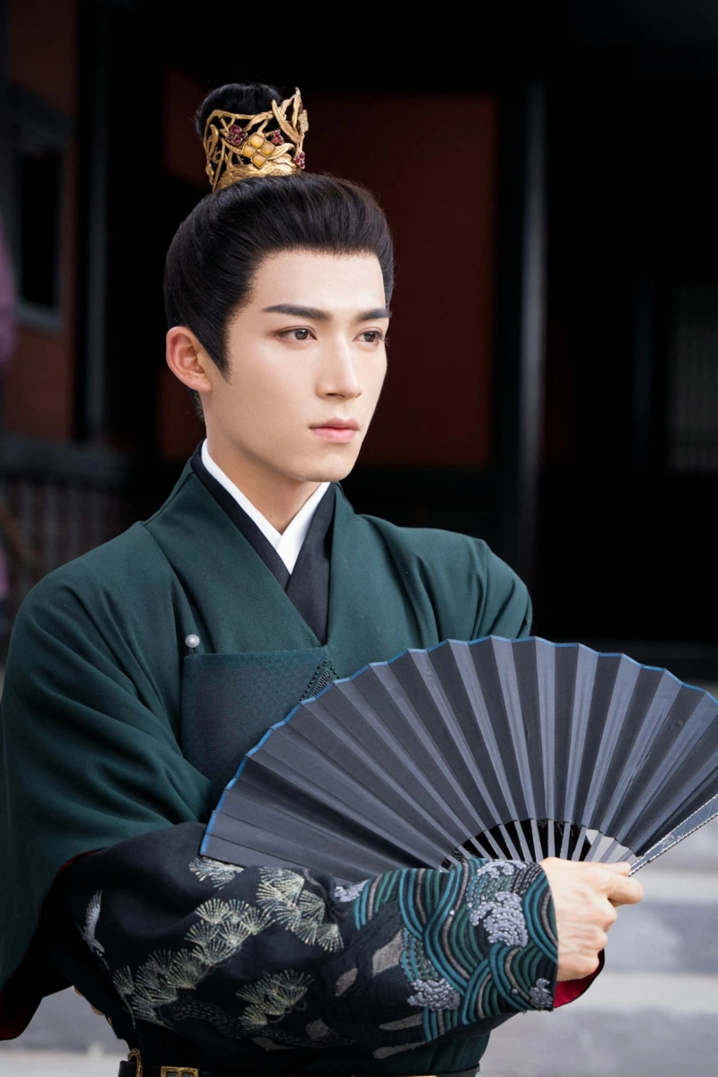 Ван Синъюэ в дораме «Двойник»