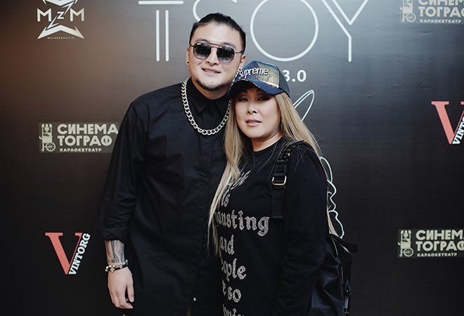 Анатолий Цой и Анита Цой 