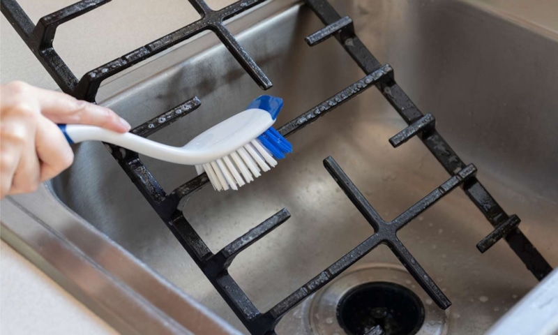 Чистка решетки: сода и уксус Чистка решетки: сода и уксус