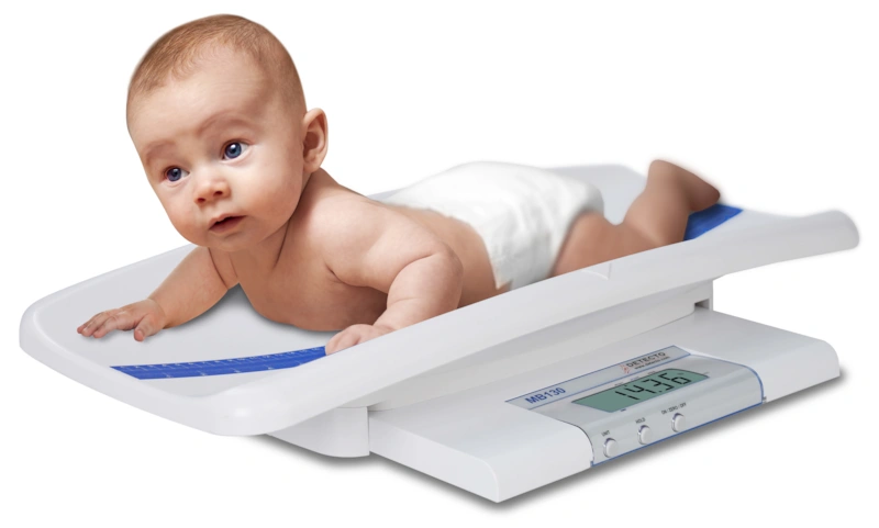 Вес новорожденного: первые минуты жизни