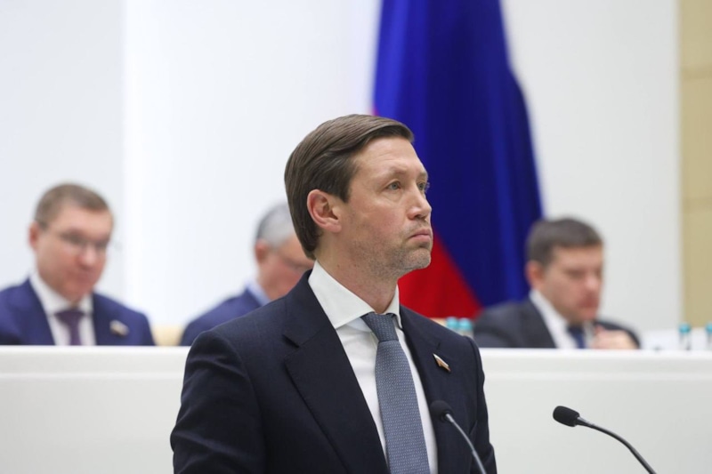 Сенатор Артем Шейкин