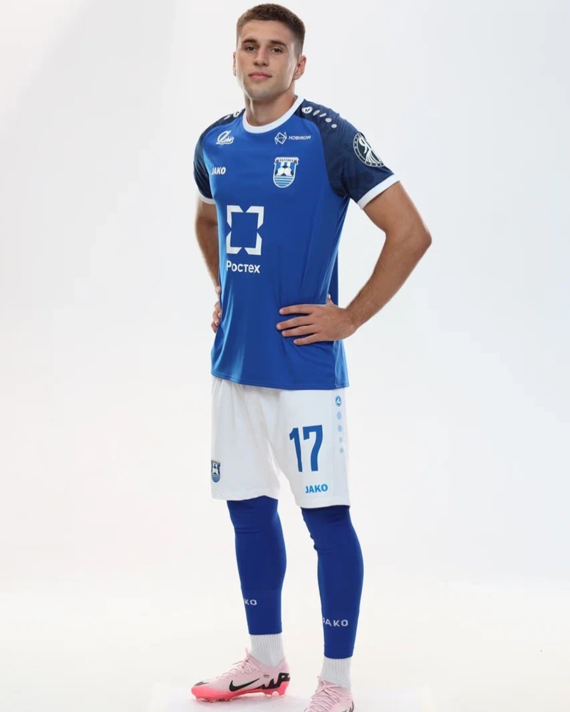 Полузащитник «Балтики» Владислав Саусь