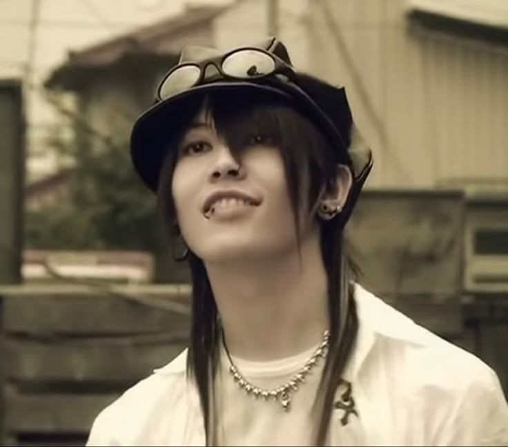 Мияви в фильме «Оресама» Мияви в фильме «Оресама»