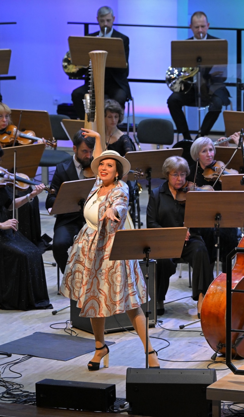 Джаз-оперная певица Ольга Ступина 