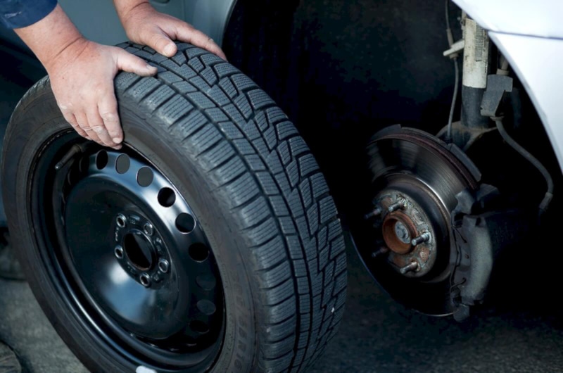 Перестановка колес: экономия на шинах