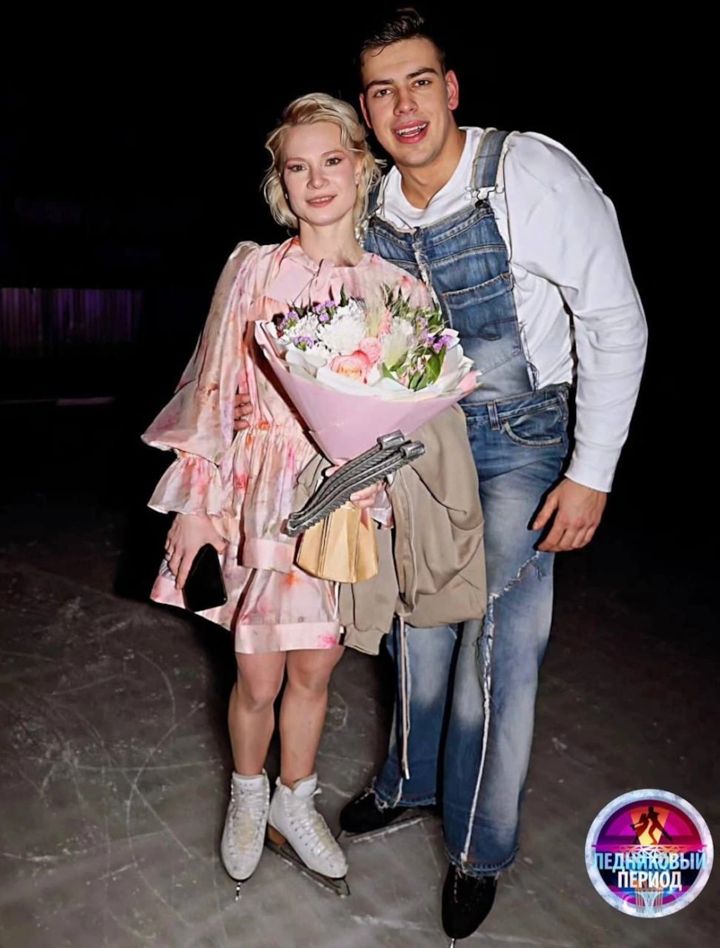 Георгий Славороссов и Евгения Тарасова в шоу «Ледниковый период»