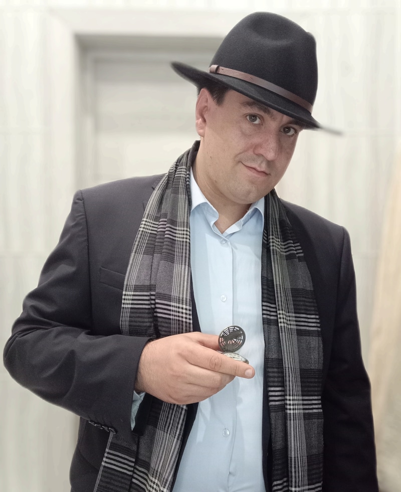 «Кислотный маньяк» из подмосковного Монина Андрей Сулейманов «Кислотный маньяк» из подмосковного Монина Андрей Сулейманов