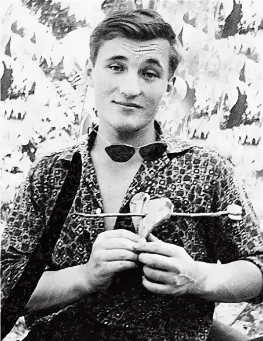 Николай Чиндяйкин в молодости Николай Чиндяйкин в молодости