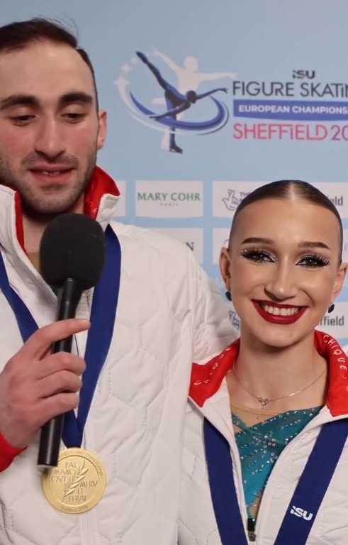 Анастасия Метелкина и Лука Берулава