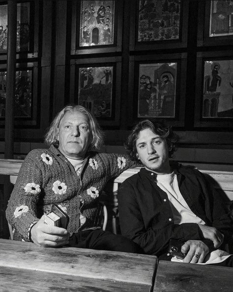 Александр Олейников и Александр Олейников - младший