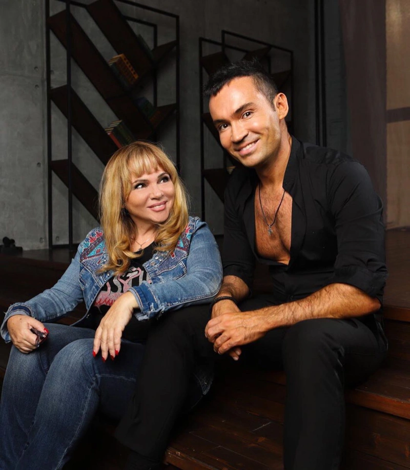 Юрий Титов с мамой Юрий Титов с мамой