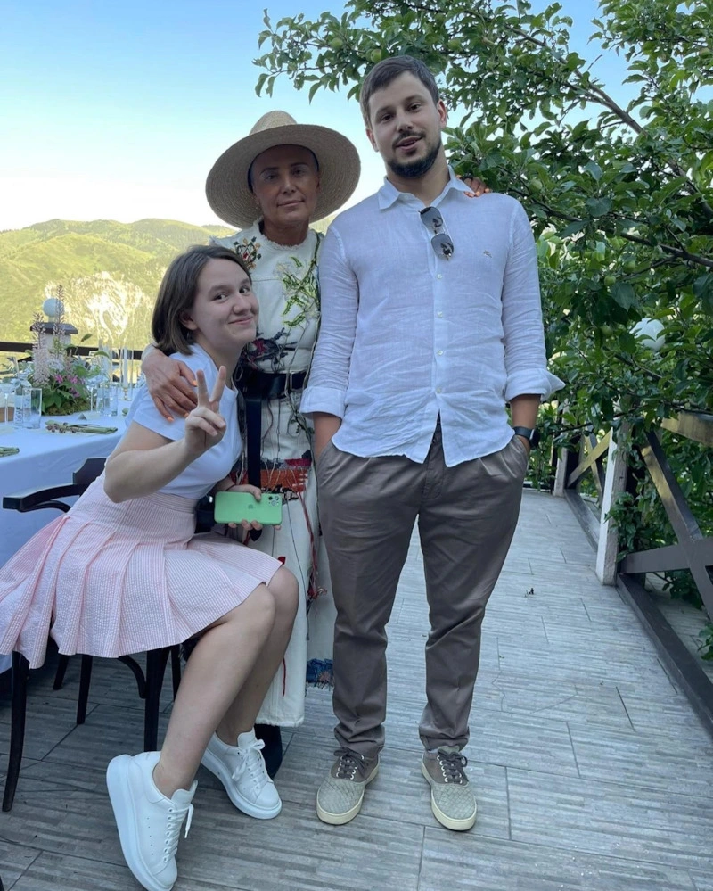 Лилия Рах с детьми