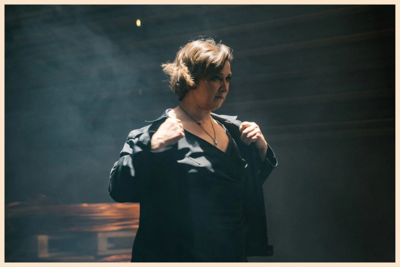 Олеся Железняк в сериале «Трешка» Олеся Железняк в сериале «Трешка»