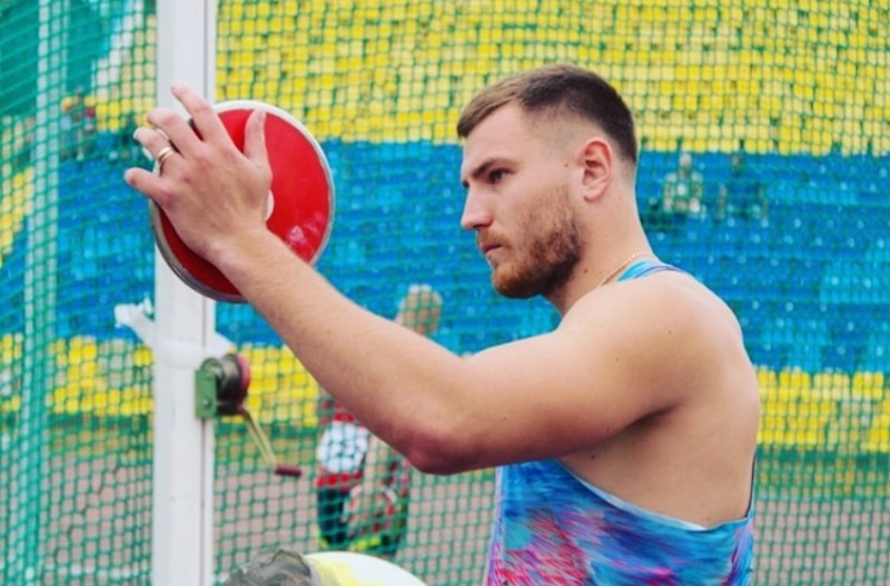 Алексей Худяков — российский легкоатлет, специализирующийся в метании диска