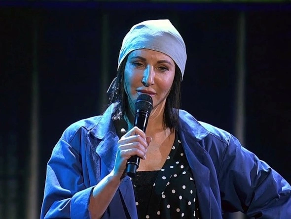 Алика Смехова на шоу «Три аккорда»