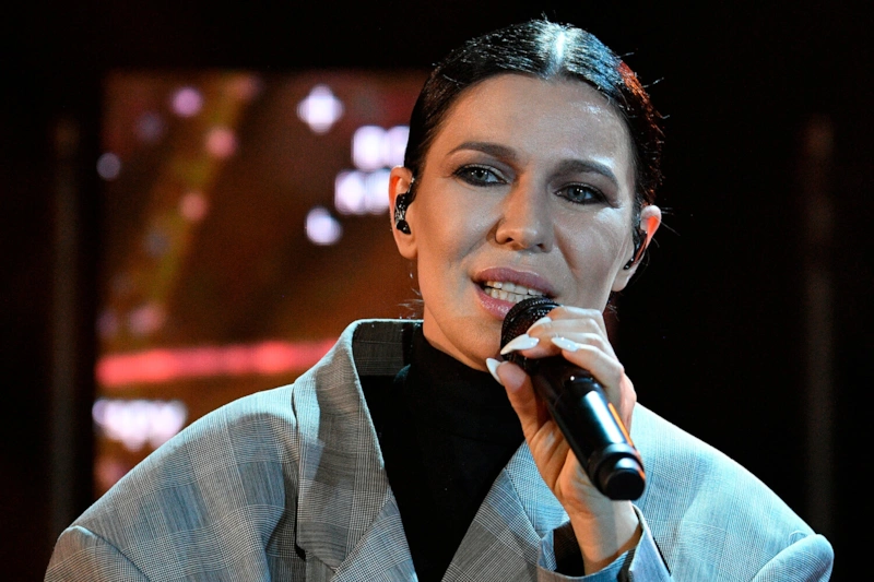 Ёлка тайно вышла замуж