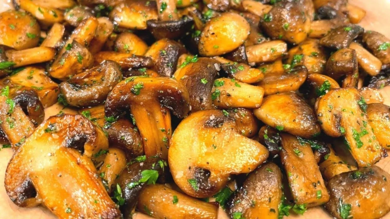 Жареные шампиньоны: румяная корочка