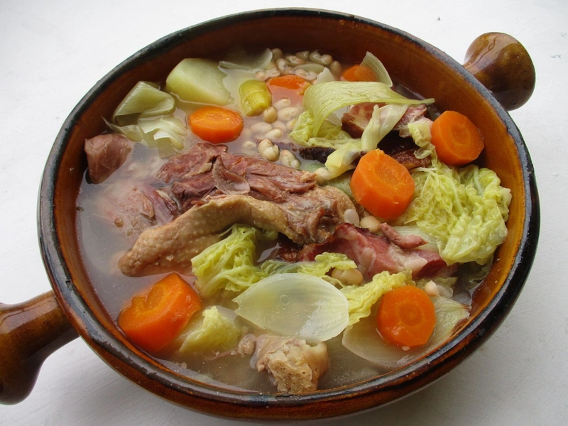 Французский гарбюр: густой суп