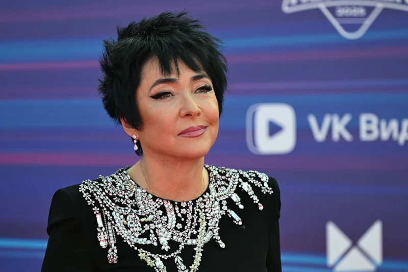 Лолита Милявская рассказала, как разрушила брак с молодым мужем Лолита Милявская рассказала, как разрушила брак с молодым мужем