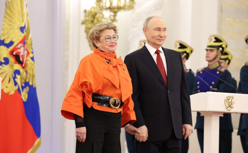 Марина Неёлова с Владимиром Путиным