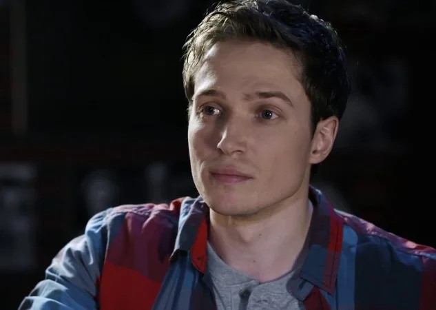 Алексей Сидоров в сериале «Переезд»