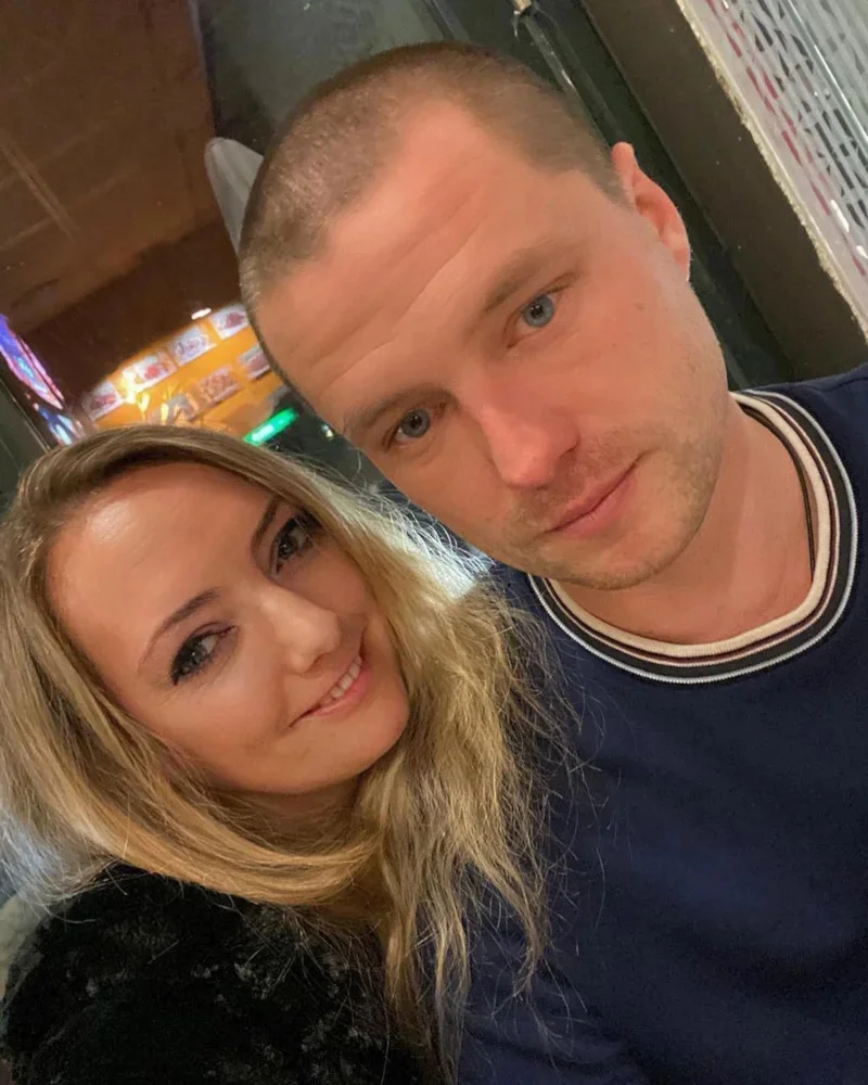 Роман Мальков с бывшей женой Светланой Роман Мальков с бывшей женой Светланой