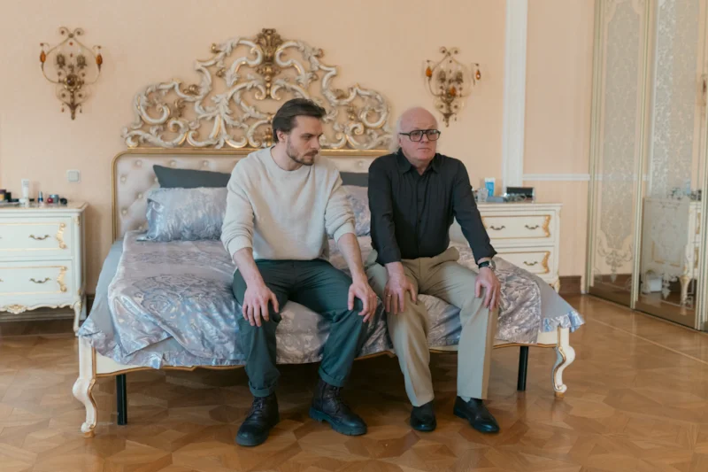 Кадр из сериала «Непростые отношения»