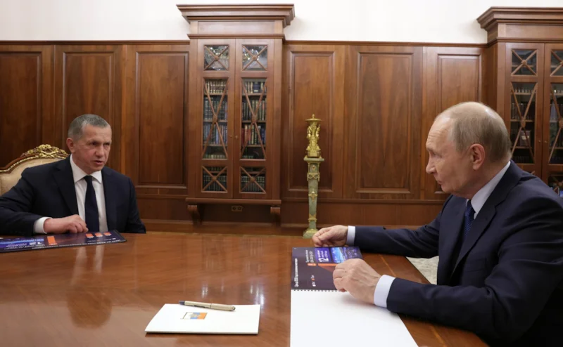 Юрий Трутнев и Владимир Путин