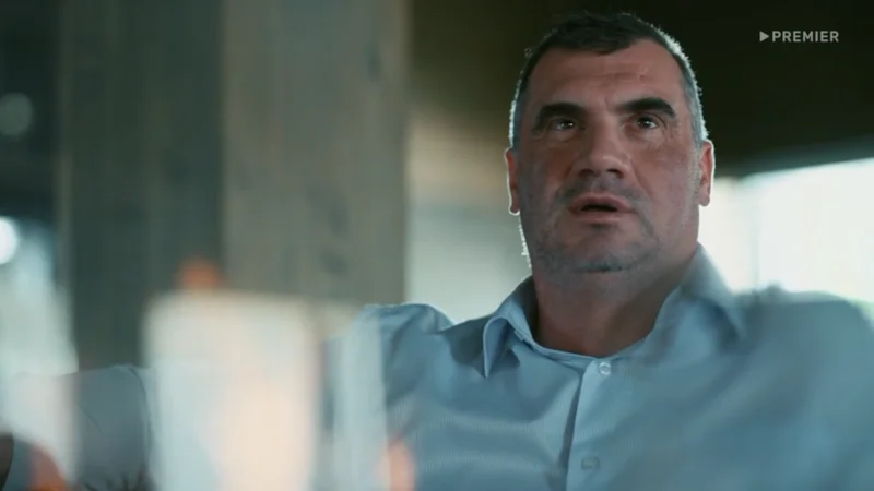 Ефим Старцев в сериале «Шеф» Ефим Старцев в сериале «Шеф»