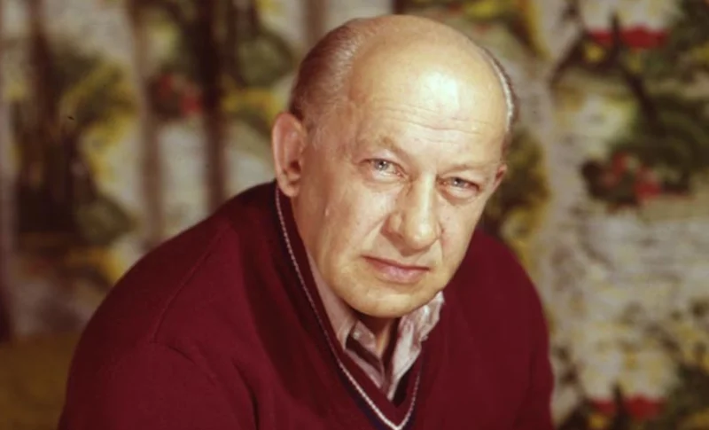 Евгений Евстигнеев