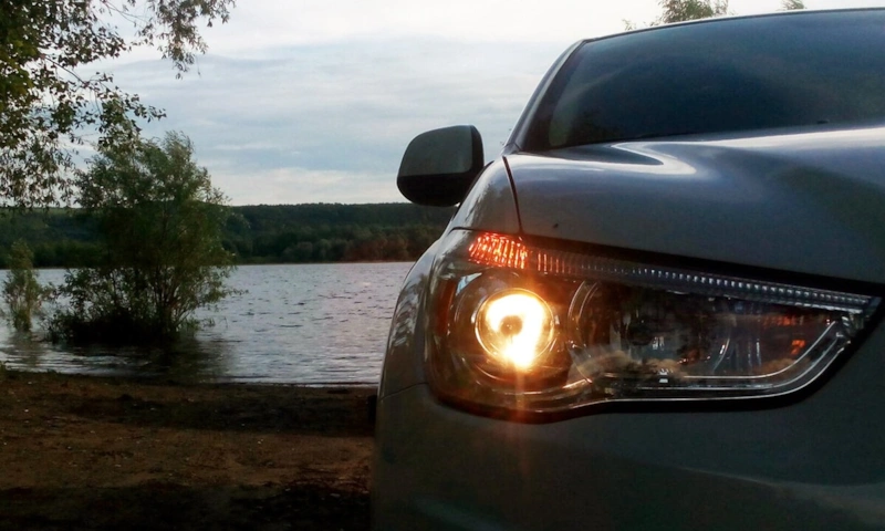 Габаритные огни днем: опасная привычка Габаритные огни днем: опасная привычка