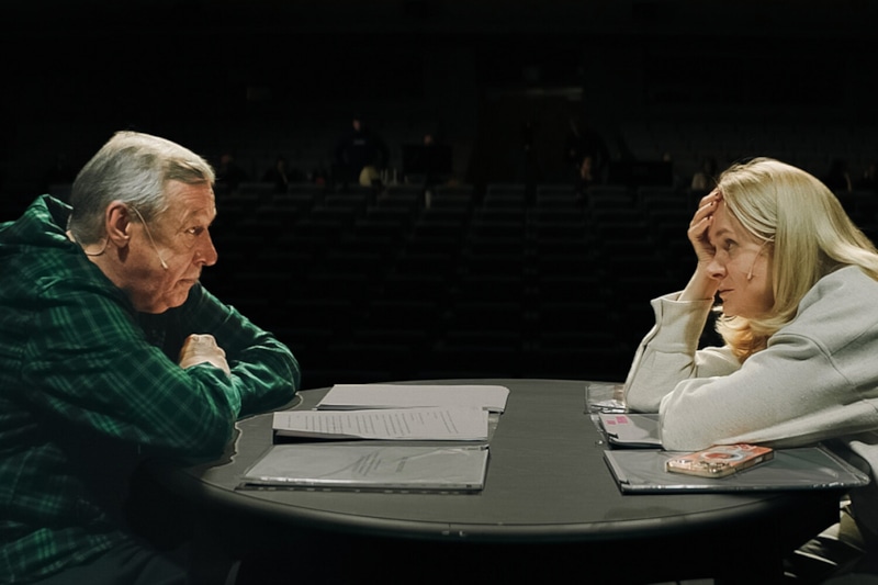 Михаил Ефремов возвращается на сцену: первый кадр с репетиции у Михалкова