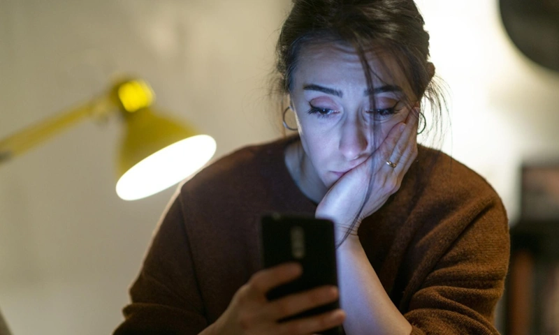 Гостинг в отношениях: молчание вместо прощания