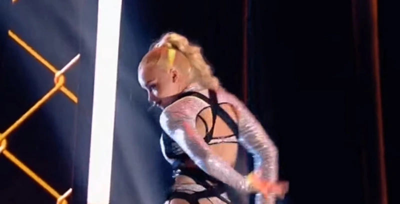 Юлия Реутова в шоу «Минута славы»