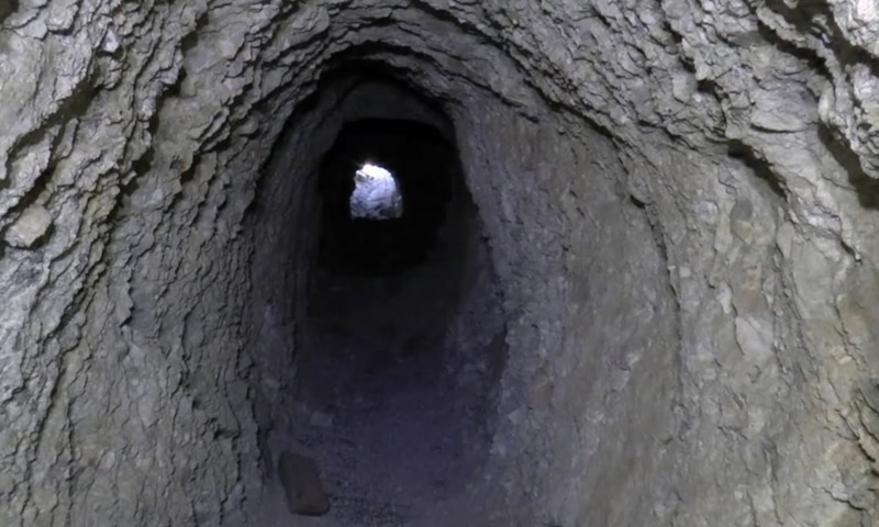 Узкий подземный тоннель: археологическая сенсация Узкий подземный тоннель: археологическая сенсация