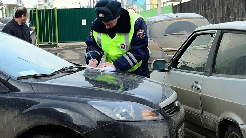Небольшое ДТП на дороге: вызов ГАИ