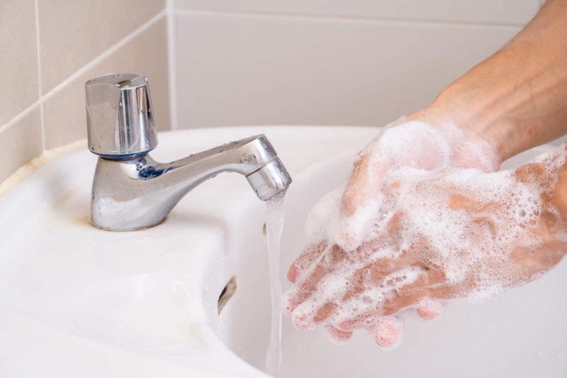 Зимний стресс для кожи: горячая вода и сосуды Зимний стресс для кожи: горячая вода и сосуды