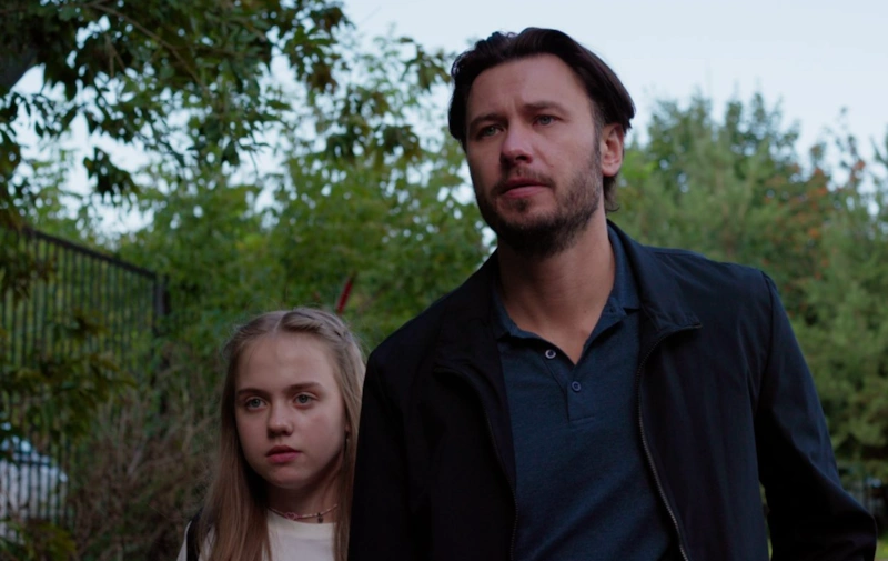 Кадр из сериала «Я тебя найду через года» Кадр из сериала «Я тебя найду через года»